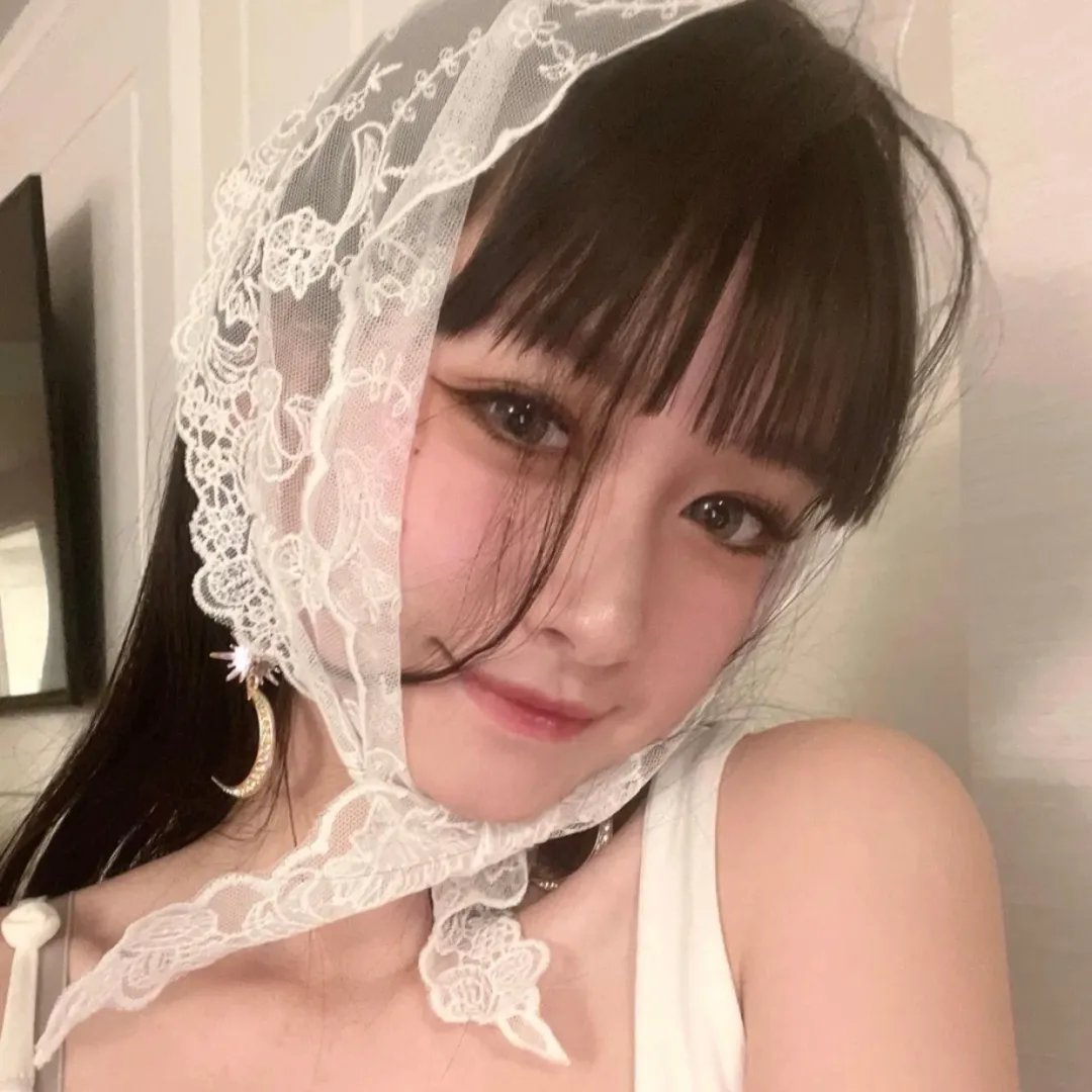 花与爱丽丝